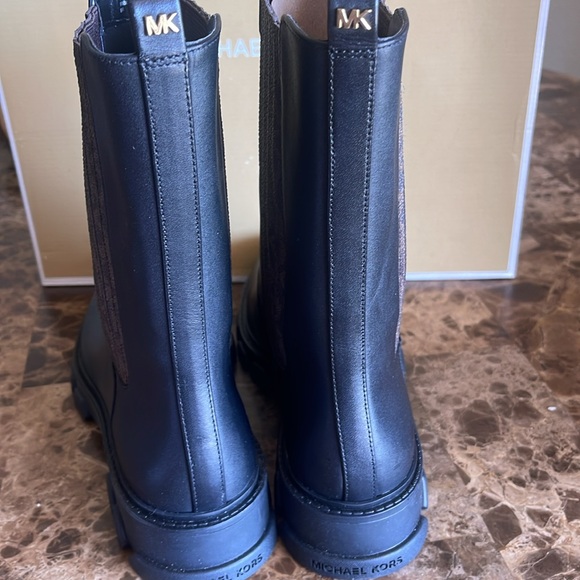 MICHAEL MICHAEL KORS Womens Black Back Pull-Tab Ridley Leather Chelsea size 9 - Picture 8 of 10